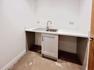 Photo 1- click for photo gallery